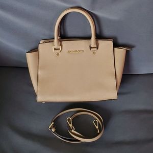 Michael Kors medium selma saffiano zip satchel
